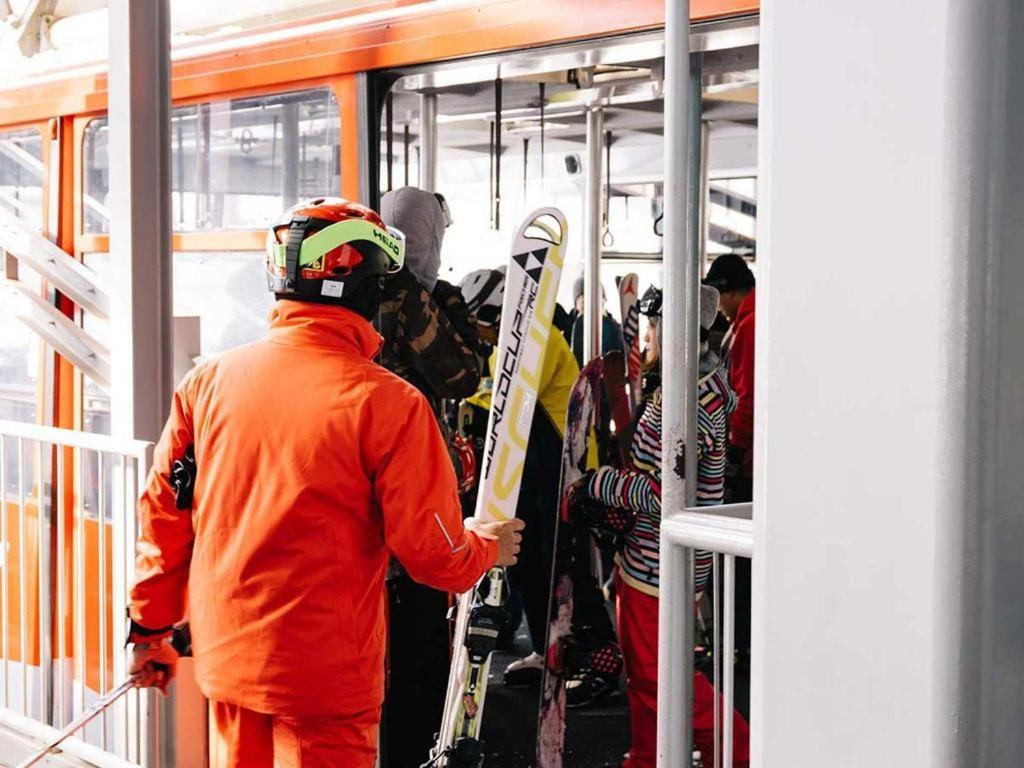 Yuzawa Toei Hotel Zewnętrze zdjęcie