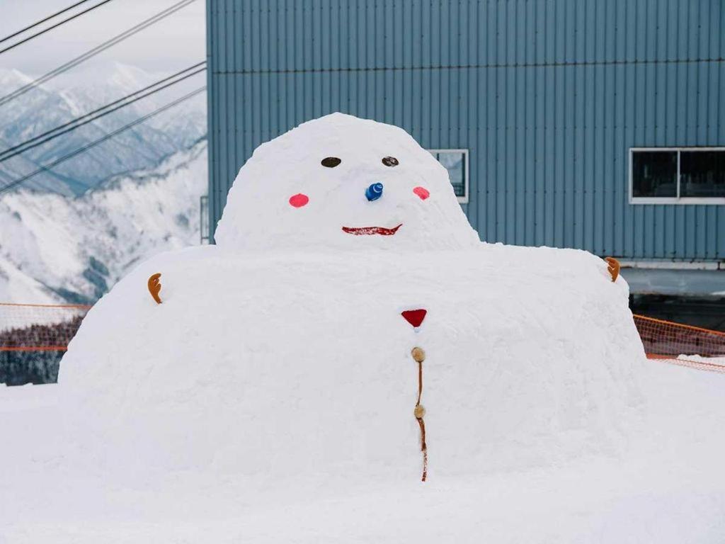 Yuzawa Toei Hotel Zewnętrze zdjęcie